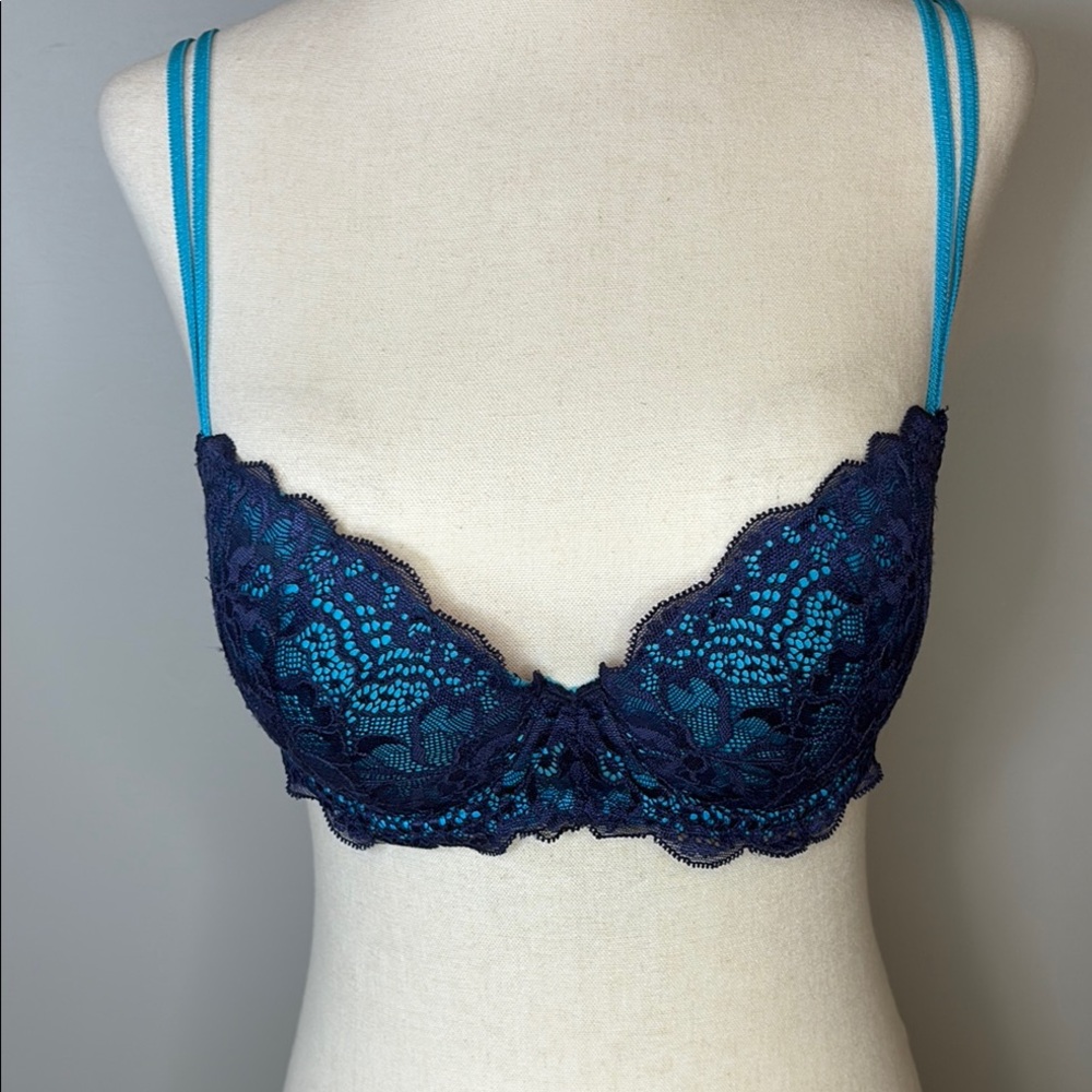 Lace PINK push up in Navy and Teal